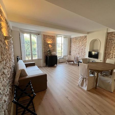 C054-Bel Appartement Lumineux Au Coeur Du Suquet 戛纳 外观 照片