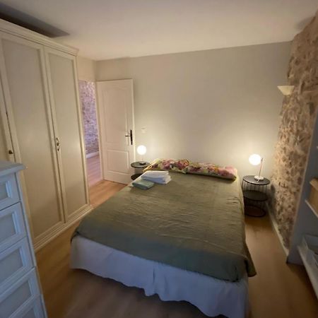 C054-Bel Appartement Lumineux Au Coeur Du Suquet 戛纳 外观 照片