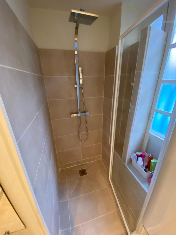 C054-Bel Appartement Lumineux Au Coeur Du Suquet 戛纳 外观 照片